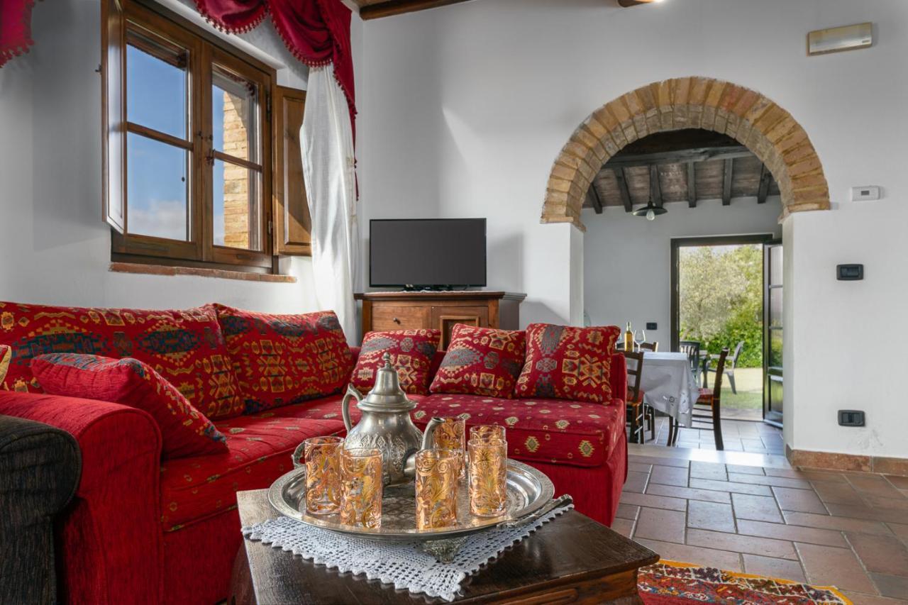 בארברינו די ואל ד'אלסה Agriturismo Podere Sertofano מראה חיצוני תמונה