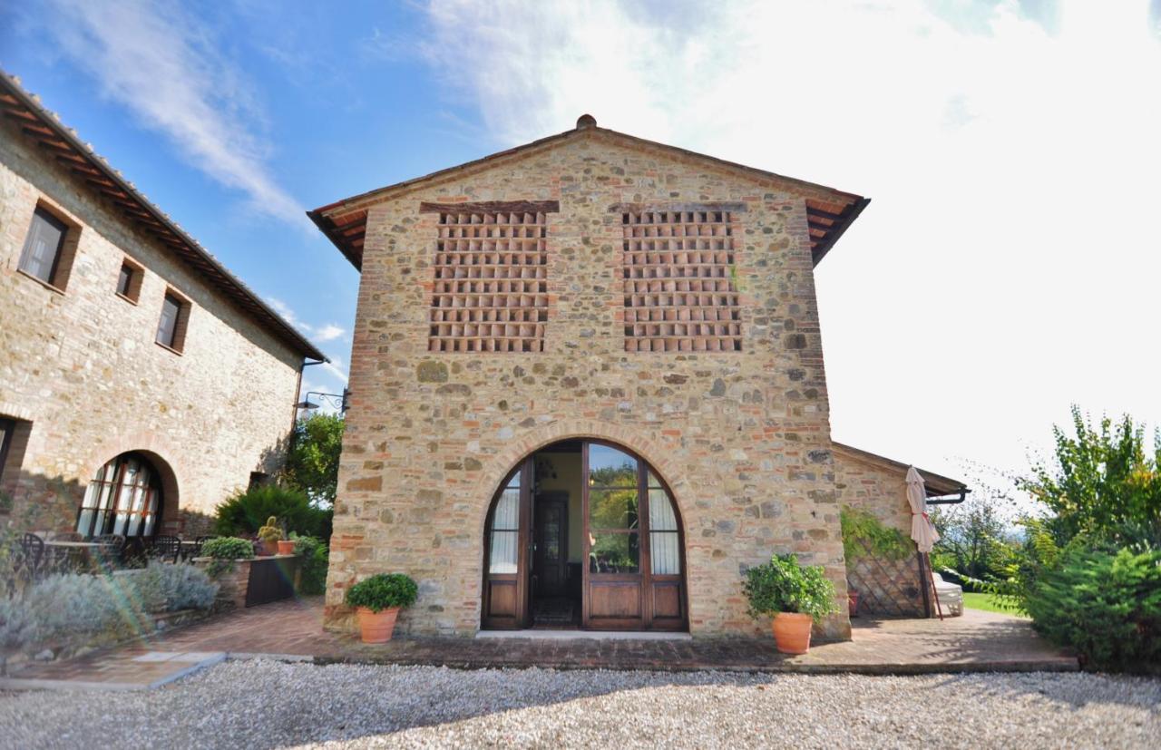 בארברינו די ואל ד'אלסה Agriturismo Podere Sertofano מראה חיצוני תמונה