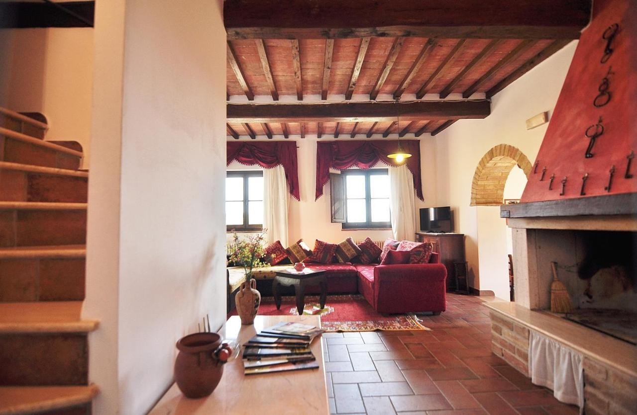 בארברינו די ואל ד'אלסה Agriturismo Podere Sertofano מראה חיצוני תמונה