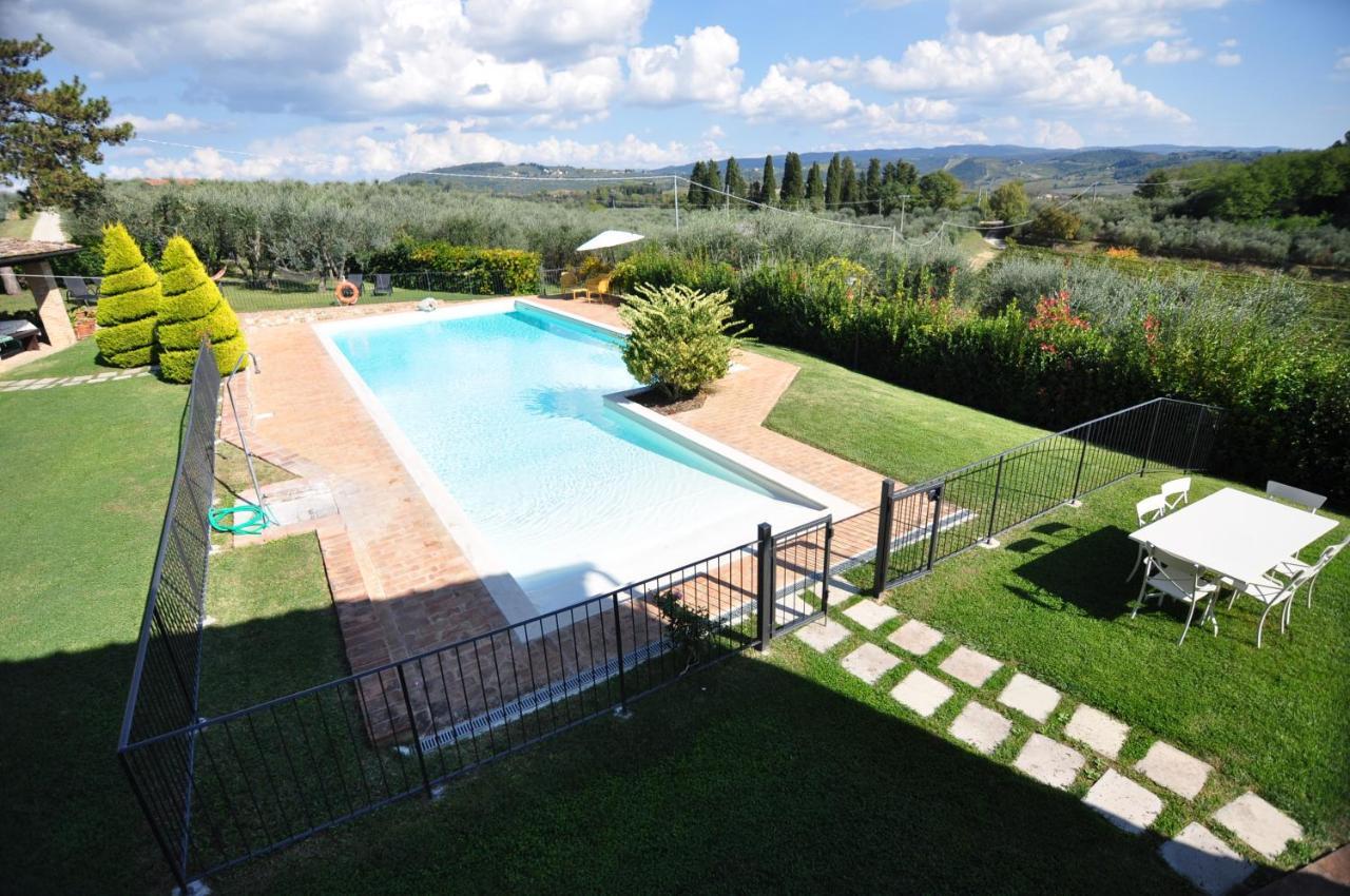 בארברינו די ואל ד'אלסה Agriturismo Podere Sertofano מראה חיצוני תמונה